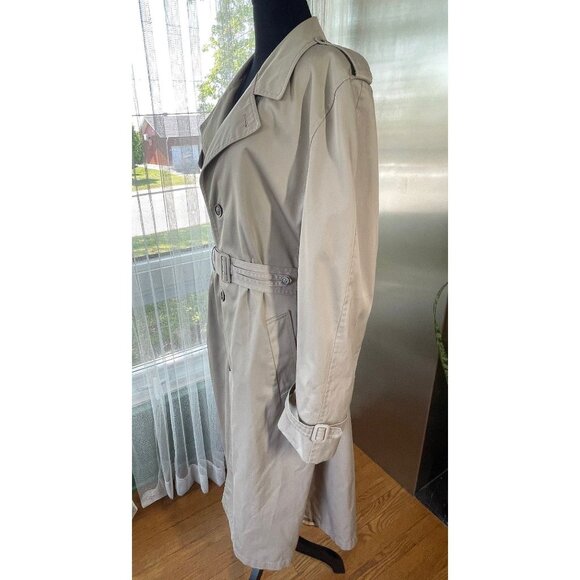 Vintage 1980s Pierre Cardin tan trench coat, gender neutral, (Medium) - Picture 3 of 9